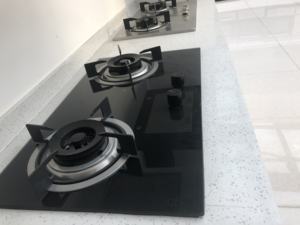 Fauteuil à gaz trempé noir, deux brûleurs, de bonne qualité, nouveau modèle, accessoire intégré - Product Image 4