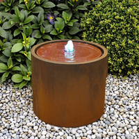 Fontaines d'extérieur personnalisées Paysage en acier inoxydable et feuille Corten Cascade artificielle en acier Corten Caractéristique de l'eau