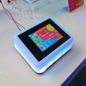 เครื่องอ่าน RFID แบบ WiFi หน้าจอ 2.4 นิ้ว ระดับมืออาชีพ สำหรับระบบเกมแบบไร้เงินสดในศูนย์เกมและอาร์เคด - Product Image 3