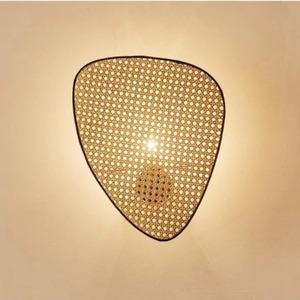 Lampadario in vimini in vimini <span class=keywords><strong>lampada</strong></span> <span class=keywords><strong>a</strong></span> <span class=keywords><strong>sospensione</strong></span> da cucina Cannage in legno lampadario in bambù E27 creativa <span class=keywords><strong>a</strong></span> griglia <span class=keywords><strong>a</strong></span> mano <span class=keywords><strong>lampada</strong></span> di design - Product Image 4