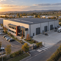 Atelier préfabriqué en structure métallique, bâtiment industriel en acier, grande structure métallique avec bureau