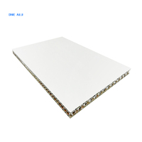Panneau composite en aluminium alvéolé Fournisseur de panneaux composites 1220x2440mm 4x8 pouces Blanc Noir Bois pour armoire mur plafond porte Mexique