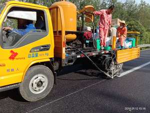 Lạnh Nhựa Đường Chấm Chấm Rung Đường Dòng Đánh Dấu Đường Xe Tải Đánh Dấu Máy - Product Image 2