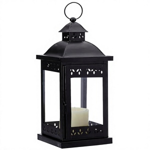 Farol de Hierro y Vidrio de Estilo Clásico con una Vela, Farol Colgante de Hierro Negro para Decoración del Hogar - Product Image 1
