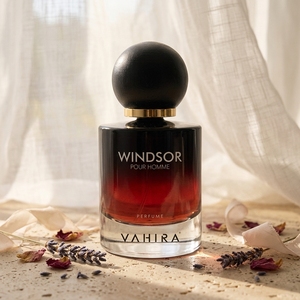 <span class=keywords><strong>Parfum</strong></span> Oriental pour <span class=keywords><strong>Homme</strong></span> aux Notes Épicées d'Agrumes, Cœur Floral Herbacé et Base Boisée Chaude - Product Image 1