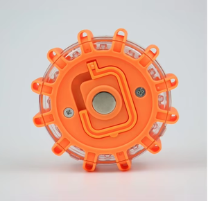 Kit di Emergenza Stradale con Segnali Luminosi e Kit di Pronto Soccorso per Auto - Product Image 3