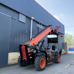 TH1440 14m Manipulador telescópico todoterreno Rotor telescópico Hidráulico Cilindro de construcción resistente Carretilla elevadora - Product Image 6