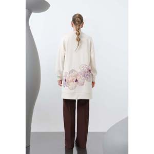 Tunique pour femme avec détails brodés sur le devant et le dos - 10641TNK - BEIGE SABLE-ORANGE - Product Image 2