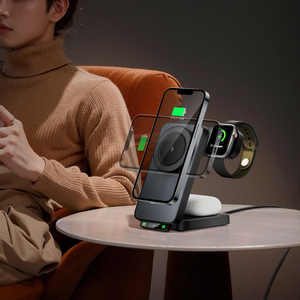 Cargador Inalámbrico 3 en <span class=keywords><strong>1</strong></span> Plegable, Carga Rápida de 15W, Soporte Magnético para iPhone, Reloj y <span class=keywords><strong>AirPods</strong></span> con Luz Nocturna Cálida - Product Image 3