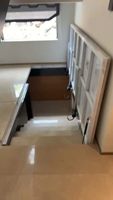 Porte électrique escamotable invisible, porte secrète dissimulée pour cave à vin et escalier de rangement