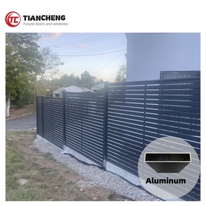 Panneau de clôture en alliage d'aluminium avec revêtement de sécurité, écran de protection de 8 pieds, <span class=keywords><strong>design</strong></span> moderne, dimensions personnalisables pour usage agricole, sportif et extérieur - Product Image 2