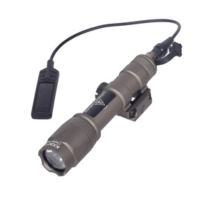 Lampe tactique Scout Light 1000 lumens en alliage d'aluminium pour la chasse en extérieur, la patrouille nocturne et les utilisations d'urgence – Appareil optique extérieur - Product Image 5