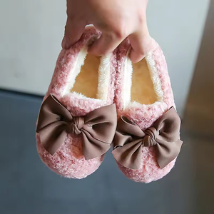 Zapatos Casuales de Felpa Cálidos con Suela Antideslizante, Pantuflas de Felpa para Interiores, Zapatos Tipo Mocasín con Lazo para Niñas - Product Image 5