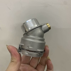Kit de actualización de manguera inferior de radiador de aluminio BMW F18 N20 para sistema de refrigeración de la serie 5, pieza de repuesto - Product Image 1