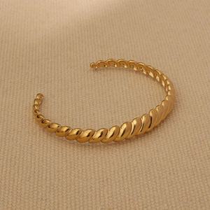 Water Proof Chunky Real <b>Solid</b> <b>Gold</b> Hinged <b>Bangles</b> Stainless Steel Anti Tarnish Jewelry <b>Bangles</b> for Men Women - Product Image 4