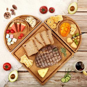 Tabla de madera en forma de corazón para servir carne, plato para fiestas y cocina, bandeja de corte y servir de color sólido. - Product Image 1