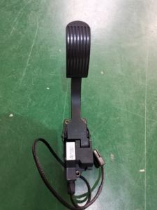 Pedale Acceleratore per <span class=keywords><strong>Auto</strong></span> Elettrica a Nuova Energia, Tre o Quattro Fili, 05v 12v 5v, HXWJ-04-0000 HXWJ040000 - Product Image 1