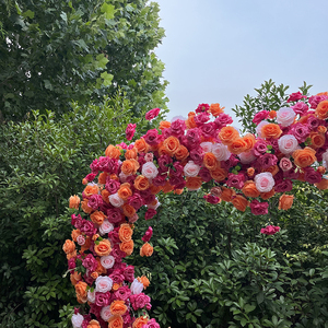 Arc de fleurs rose vif en forme de coeur roses en forme de cœur pour décoration ou proposition de mariage - Product Image 6