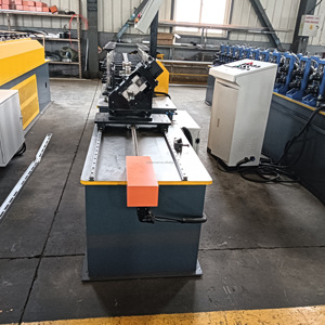 Machine de formage à froid électrique certifiée CE LINRAN à entraînement par engrenages pour profilés en C/U et rails de cloisons sèches - Product Image 4