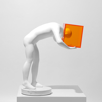 Statue de corps humain moderne et minimaliste avec couverture en acrylique