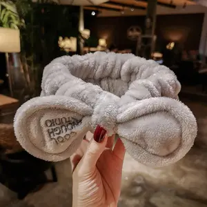 Headbands Spa mercan polar makyaj kozmetik duş bezi tavşan kulaklar kafa bantları yüz yıkama için kadın yüz saç bandı