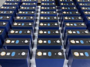 Batería de Litio Docan Power Amy Cornex 314Ah 3.2V LiFePO4 330Ah 340Ah, Buen <span class=keywords><strong>Precio</strong></span>, Paquete de Baterías de Litio para Almacenamiento de Energía Solar DIY - Product Image 2