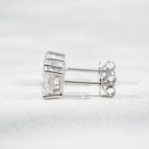 Boucles d'oreilles en or 18 carats Starsgem avec diamants de laboratoire taille princesse 0,5 ct, 1 ct, 2 ct, non certifiés - Product Image 3