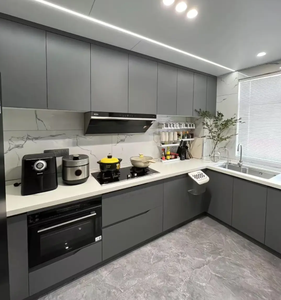 CBMMart-Armoire de cuisine affleurante en MDF avec finition laquée, meubles sur mesure pour villa, nouvelle collection 2025 - Product Image 1