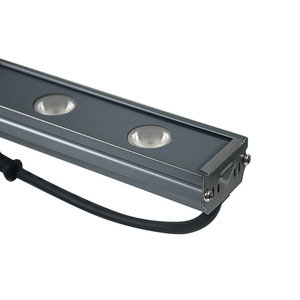 Barra de Luz LED de Aluminio para Exteriores, 5000K, IP65, 70lm/W, Luz Diurna, Control DMX, CRI 90, Garantía de 2 Años, Regulable, AC - Product Image 3