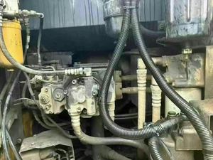 Alta Qualidade Usado Pesado 13Ton Escavadeira 2015 <span class=keywords><strong>SH130</strong></span>-<span class=keywords><strong>5</strong></span> Secondhand Digger Máquina com 3200 Horas De Trabalho para SUMITOMO - Product Image 4