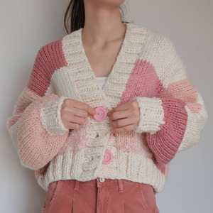 Maglione donna donna donna a maniche lunghe a forma di taglia larga su misura Vintage <span class=keywords><strong>Cardigan</strong></span> oversize lavorato a mano maglione di <span class=keywords><strong>lana</strong></span> lavorato a maglia corta da donna - Product Image 2