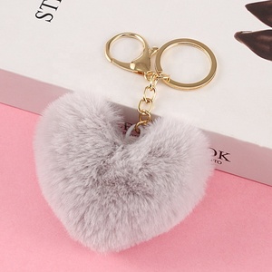<span class=keywords><strong>Porte</strong></span>-clés en fourrure 8CM en gros, avec pompon en fausse fourrure moelleux, motif dessin animé, pour sac de voiture, et pompon cœur bébé - Product Image 4