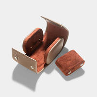 Rouleau de Montre Unique Langqin Style Voyage Personnalisé 1 Fente Carré en Cuir PU Étui de Rangement avec Design Spécial