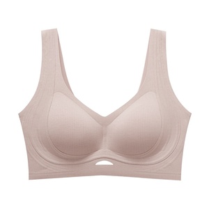 Nuovo <span class=keywords><strong>Reggiseno</strong></span> Invernale da Donna 2026 Senza Cuciture, Senza Ferretto, Sottile, in Nylon Solido, con Supporto Morbido Effetto Push-Up per Seno Piccolo, Stile <span class=keywords><strong>Canotta</strong></span> Sexy - Product Image 6