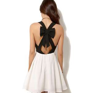 <span class=keywords><strong>Robe</strong></span> skater dos nu noire <span class=keywords><strong>et</strong></span> <span class=keywords><strong>blanche</strong></span> avec nœud, mini-<span class=keywords><strong>robe</strong></span> de soirée sexy - Product Image 3