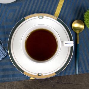 Fourniture directe d'usine ensembles d'assiettes à bas prix vaisselle vert foncé fantaisie or brillant design exquis vaisselle en porcelaine - Product Image 2