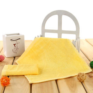 Débarbouillettes <span class=keywords><strong>et</strong></span> serviettes <span class=keywords><strong>de</strong></span> <span class=keywords><strong>toilette</strong></span> hypoallergéniques en bambou biologique personnalisées <span class=keywords><strong>et</strong></span> réutilisables pour les nouveau-nés. - Product Image 3