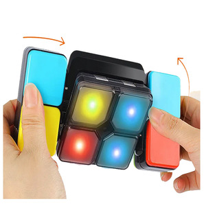 KK New Wholesale Elektronisches Handheld-Lernspiel zeug Flipslide-Spiel würfel 4 Modi Kunststoff-Flip-Slide für Kinder für <span class=keywords><strong>Magic</strong></span> Cube Match - Product Image 5