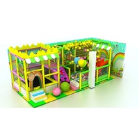 Terrain de jeu intérieur de qualité certifié avec structures d'escalade Château coquin adapté aux tout-petits pour les centres commerciaux
