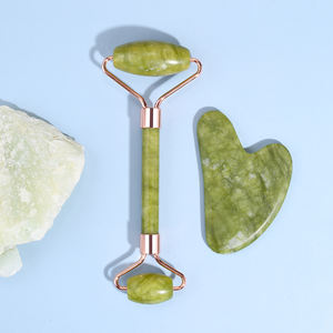 Set di Massaggio <span class=keywords><strong>Viso</strong></span> e Corpo in Giada Verde Naturale all'Ingrosso, Kit di Alta Qualità con <span class=keywords><strong>Rullo</strong></span> <span class=keywords><strong>per</strong></span> il <span class=keywords><strong>Viso</strong></span> e Gua Sha - Product Image 3