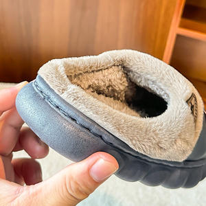 2025 nouveau automne hiver enfants coton pantoufles garçons et filles doublé polaire chaud pantoufles avec motif imprimé Animal - Product Image 3