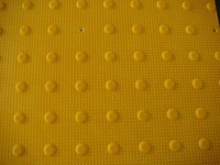 Keramische Taktile Fliesen für Außenbereich Leuchtende Industrie- und Wohnungsfliesen 5mm 400x400mm 400x1200mm