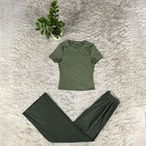 Ensemble de sport pour femmes, manches courtes, col rond, imprimé lettres, polyester et coton, pantalon large à jambes longues, tenue décontractée et confortable - Product Image 5