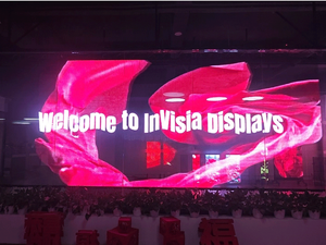 Panel LED InVisia Holographic Mesh P3.91 Tipo Adhesivo, Pantalla Legible Bajo la Luz Solar, Antideslumbrante, Ahorro de Energía, Alto Brillo, Full HD - Product Image 4