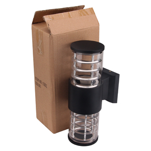 Placa de EE. UU. IP65 Lámpara de montaje en pared de doble cabeza impermeable con bases E27 para jardín al aire libre - Product Image 6