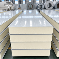 Panneaux isolants sandwich en PU pour murs extérieurs commerciaux avec des performances d'isolation thermique fiables