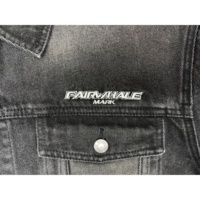 Veste en jean pour hommes personnalisée pour le printemps automne décontracté style Highstreet avec des techniques brodées noir approvisionnement ODM