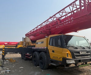 Grue mobile Sany STC800 80 tonnes d'occasion (Année 2019) - Moteur, pompe, boîte de vitesses inclus - Compatible avec Sany STC1000C 100T, STC500E, STC250T5, STC1300, STC800T6 (Camion) - Product Image 3