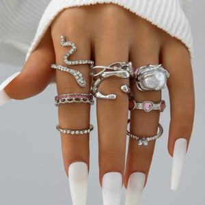 Elegante Juego de Anillos de Piedras Preciosas Chapados en Oro para Mujer, Diseño de Corazón, Mariposa y Gota de Agua, Estilo Simple y Versátil para Oficina/Trabajo - Product Image 4