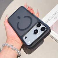 Étui de téléphone magnétique mat en PC de qualité supérieure de 2,0 mm avec TPU pour iPhone 18 Pro Max
